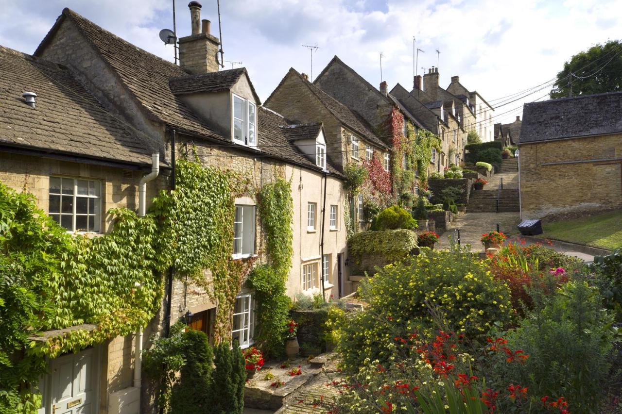 Heart Of The Village Cotswold Cottage In Crudwell. المظهر الخارجي الصورة